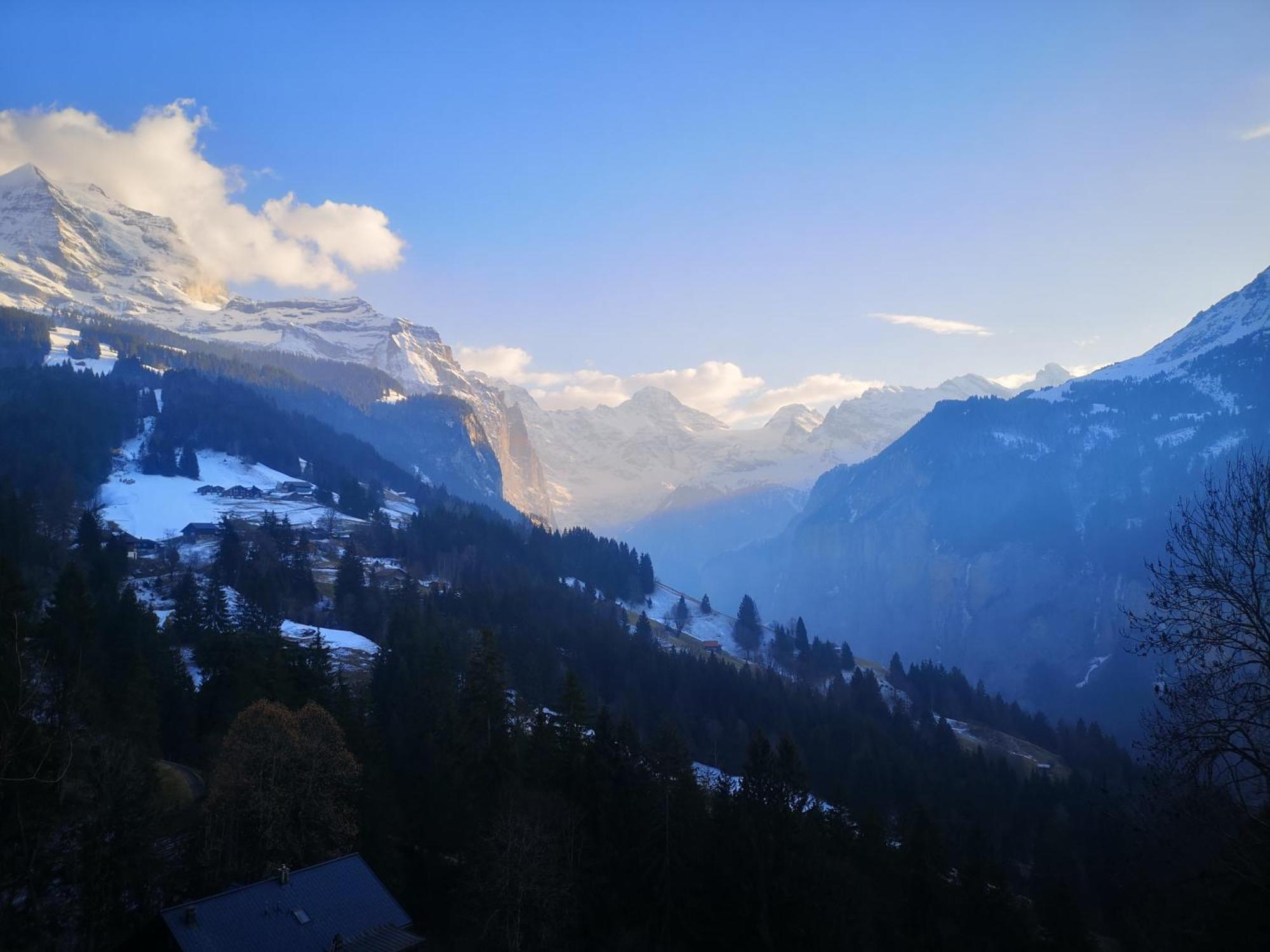 Swiss Lodge Hotel Bernerhof Венген Экстерьер фото