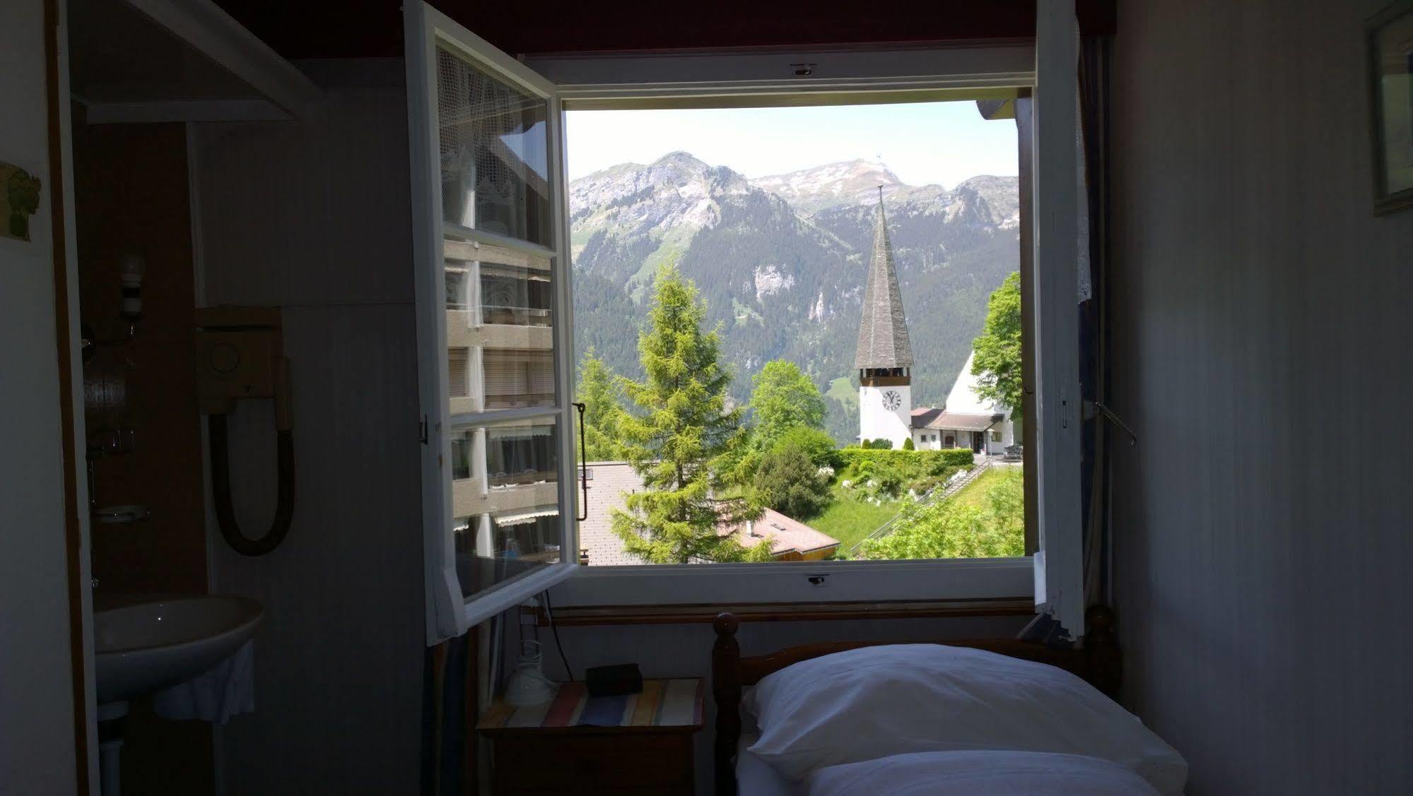 Swiss Lodge Hotel Bernerhof Венген Экстерьер фото