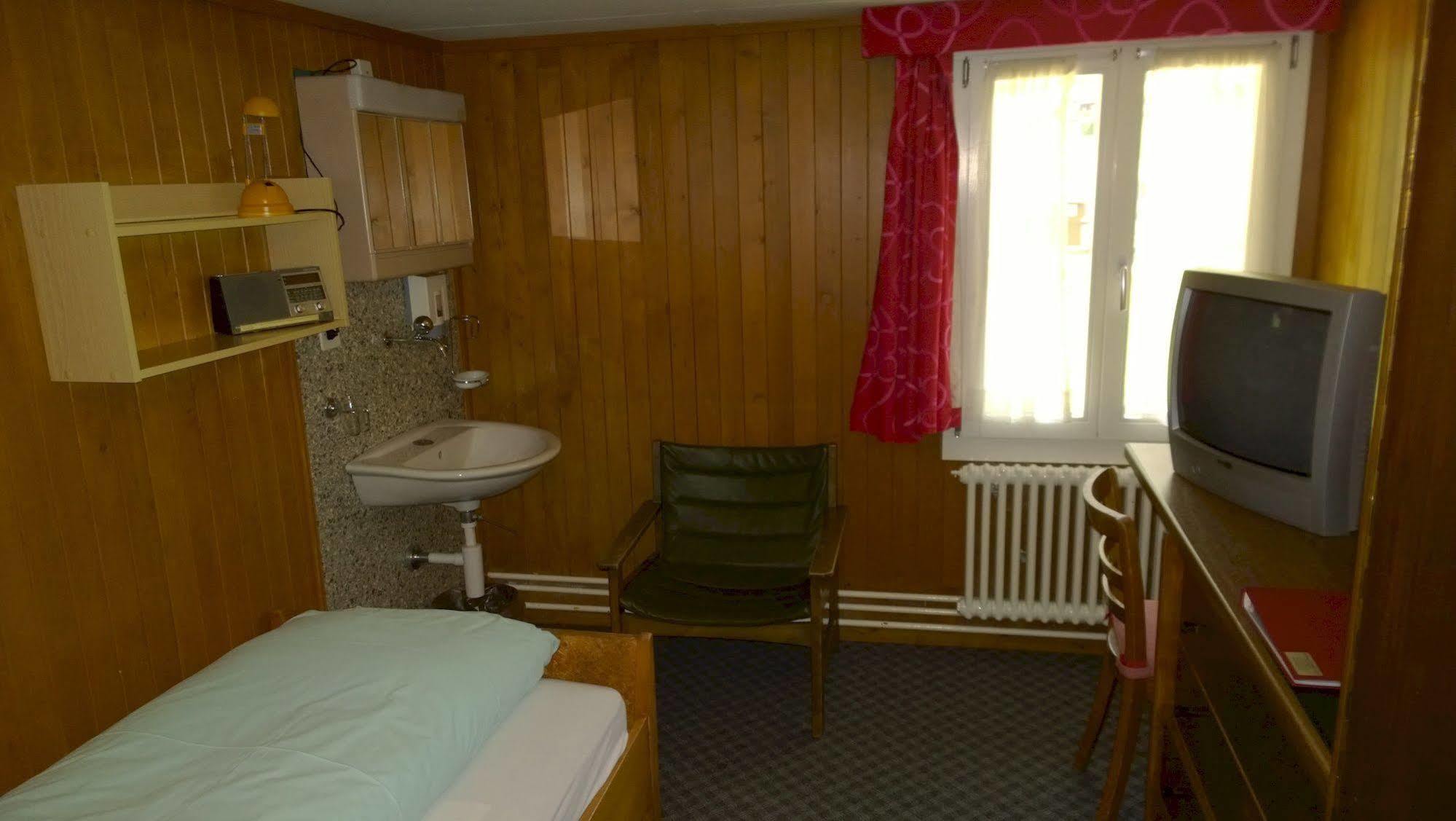 Swiss Lodge Hotel Bernerhof Венген Экстерьер фото